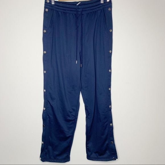 Preowned good condition Fabletics Slay pans, large - Picture 3 of 14